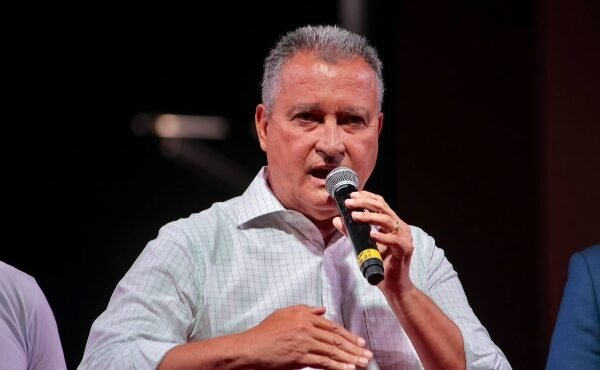 Rui diz que Brasil precisa ser “passado a limpo” e cobra investigação de caso envolvendo ACM Neto e Vorcaro