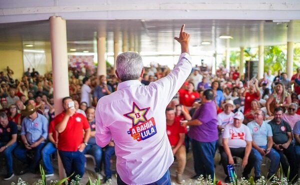 “A Bahia não vai entregar o Brasil ao retrocesso”, afirma Jerônimo em Bom Jesus da Lapa