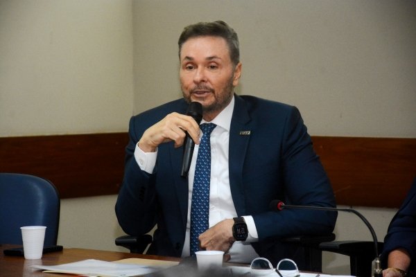 ALBA recebe secretário da Fazenda para apresentação das metas fiscais