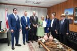 Ivana recebe parecer sobre contas do governo e proposta de mudanças no TCE-BA