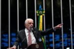 Senador reeleito, Jaques Wagner denuncia oportunismo de Flávio Bolsonaro na 6x1
